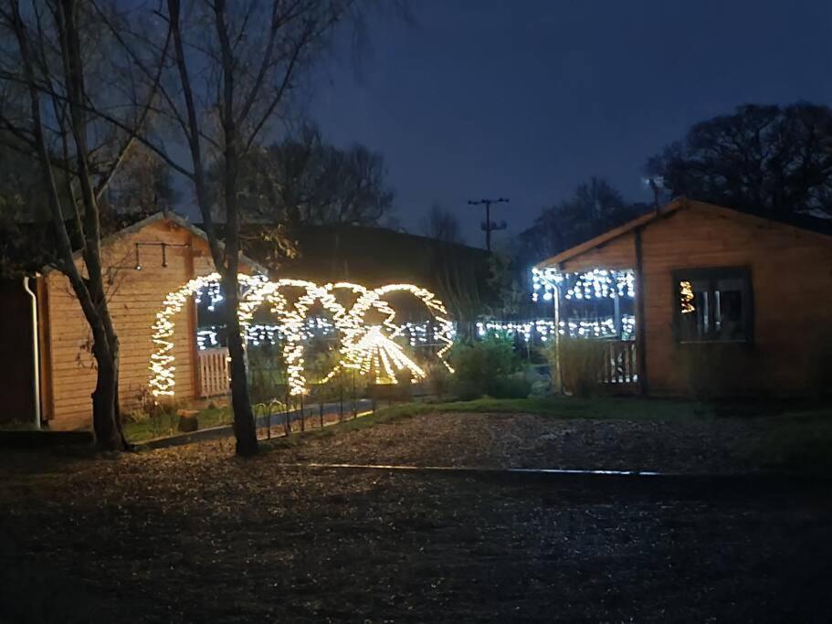 The Malvern Hills, Courtyard Cabins, Barbara Apartment *