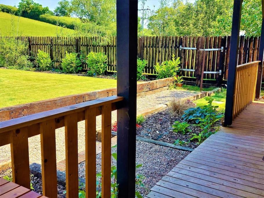 Apartment The Malvern Hills, Courtyard Cabins, Barbara Great Malvern