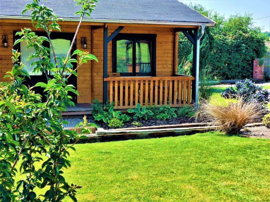 The Malvern Hills, Courtyard Cabins, Barbara Apartment