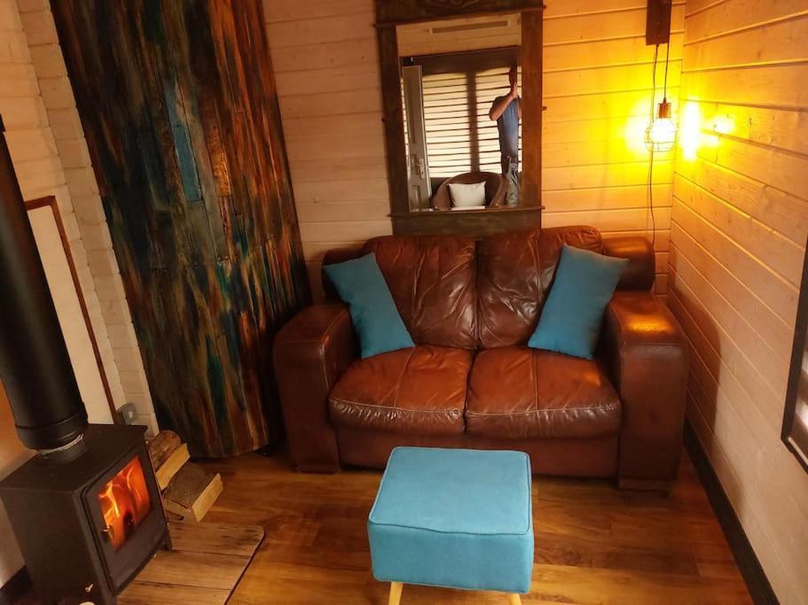 Apartment The Malvern Hills, Courtyard Cabins, Barbara *