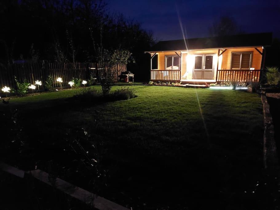 The Malvern Hills, Courtyard Cabins, Barbara * Great Malvern