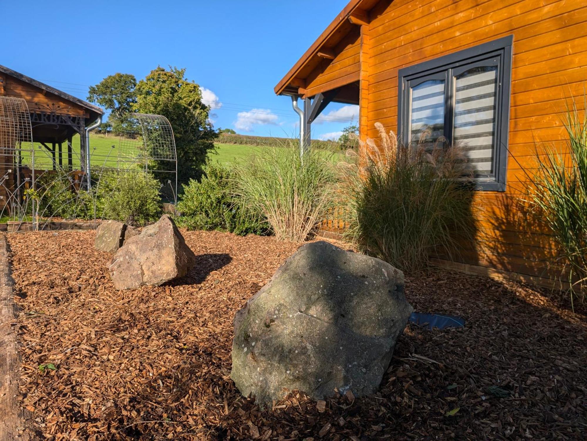 The Malvern Hills, Courtyard Cabins, Barbara Apartment Great Malvern